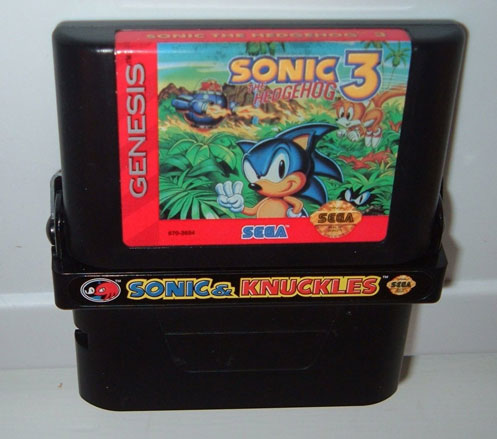 19-sonic_3_locked_on_small.jpg